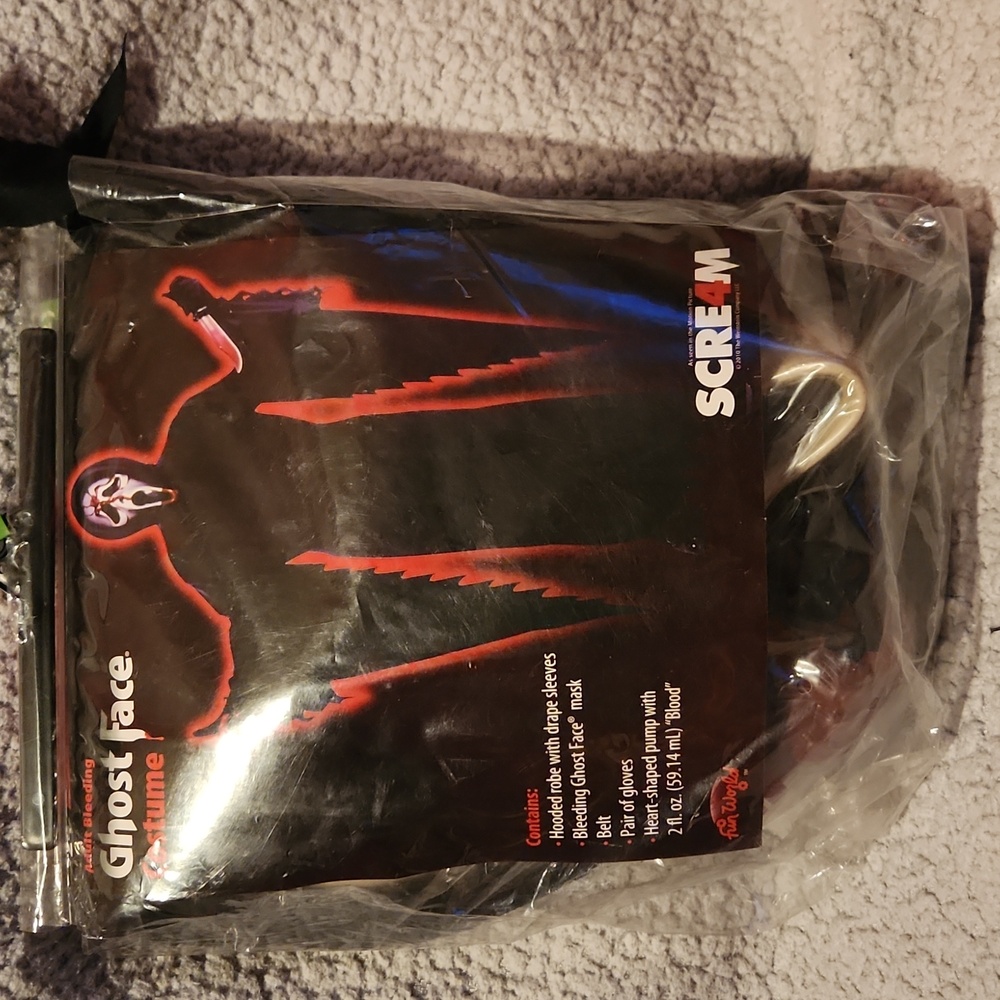 Ghost Face, Scream, Rare Unworn Halloween Costume with Mask & Gloves 2010 Sz XL